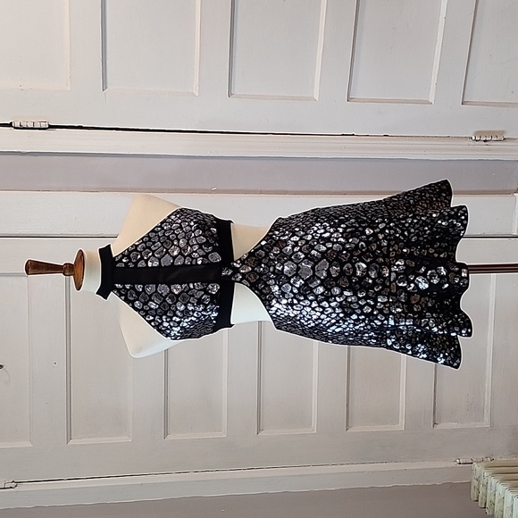 NWT Express Sequin Cutout Fit & Flare Halter Neckline Mini Dress, Size XS - Picture 5 of 17